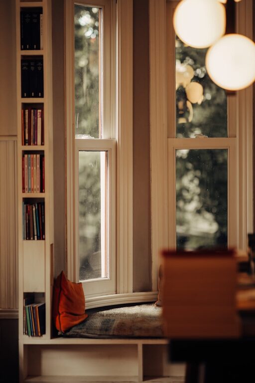 Tips for Creating a Cozy Reading Nook in Any Home